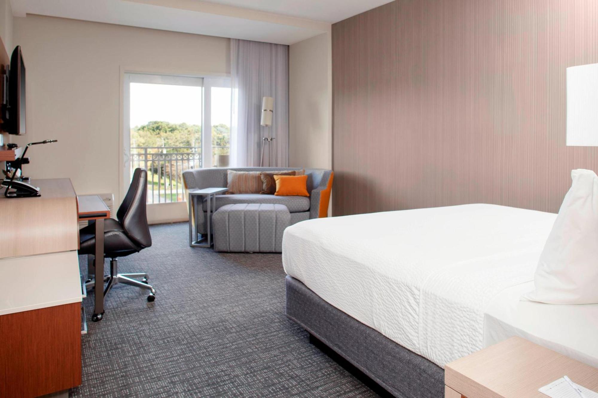 Courtyard By Marriott Deland Historic Downtown Ξενοδοχείο Εξωτερικό φωτογραφία