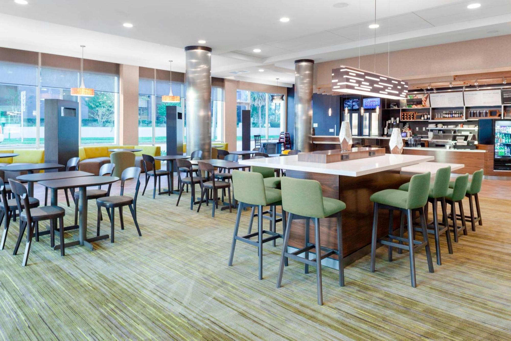 Courtyard By Marriott Deland Historic Downtown Ξενοδοχείο Εξωτερικό φωτογραφία